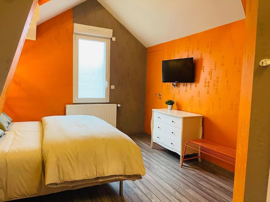 Holiday home Maison Confort Proche Center La Menuis Sully-sur-Loire