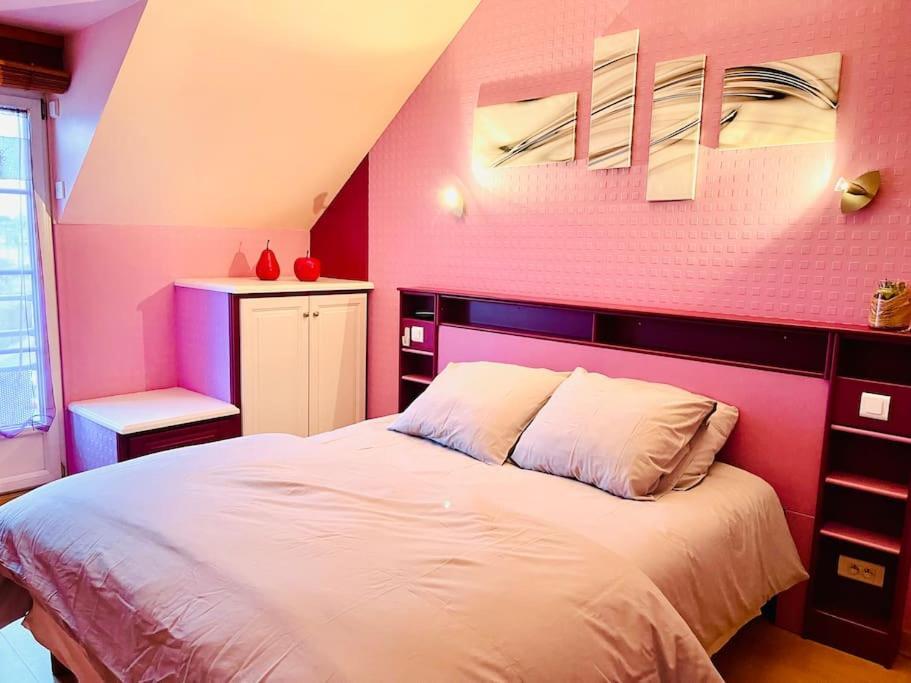 Maison Confort Proche Center La Menuis Holiday home Sully-sur-Loire
