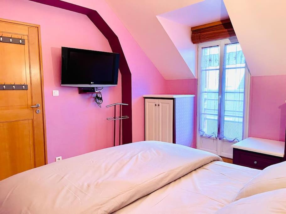 Holiday home Maison Confort Proche Center La Menuis Sully-sur-Loire